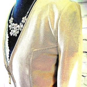 Two items for sale in this picture....